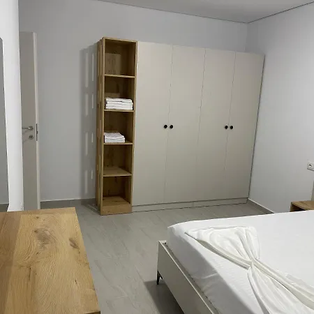 In Affitto Апартаменты Дуррес