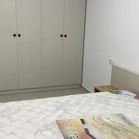 In Affitto * Дуррес